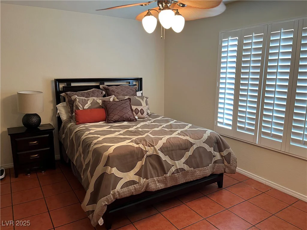 3125 Buffalo, Las Vegas, NV 89128