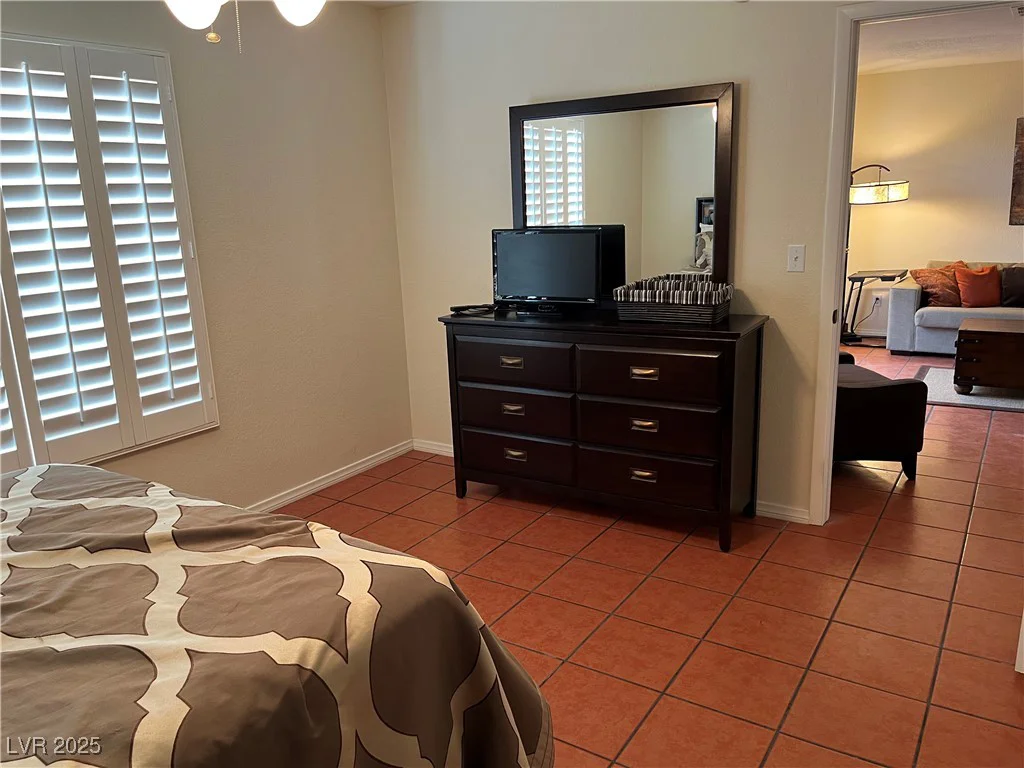 3125 Buffalo, Las Vegas, NV 89128