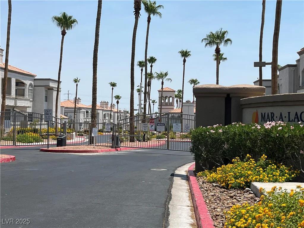 3125 Buffalo, Las Vegas, NV 89128
