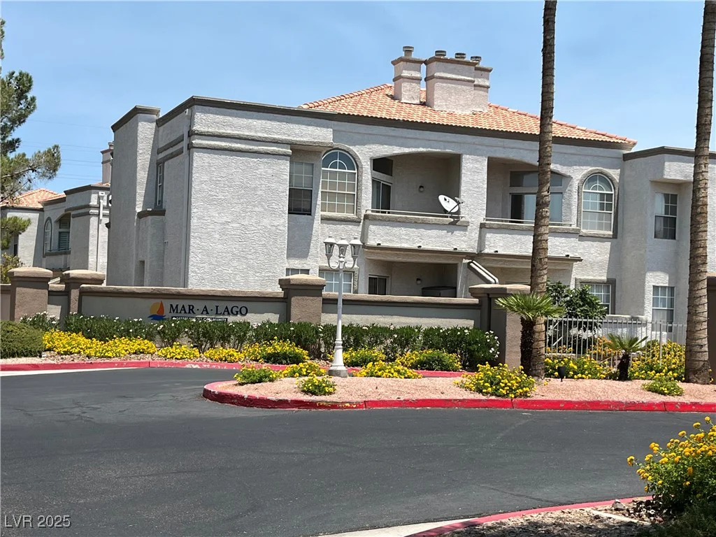 3125 Buffalo, Las Vegas, NV 89128