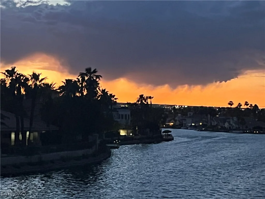 3125 Buffalo, Las Vegas, NV 89128