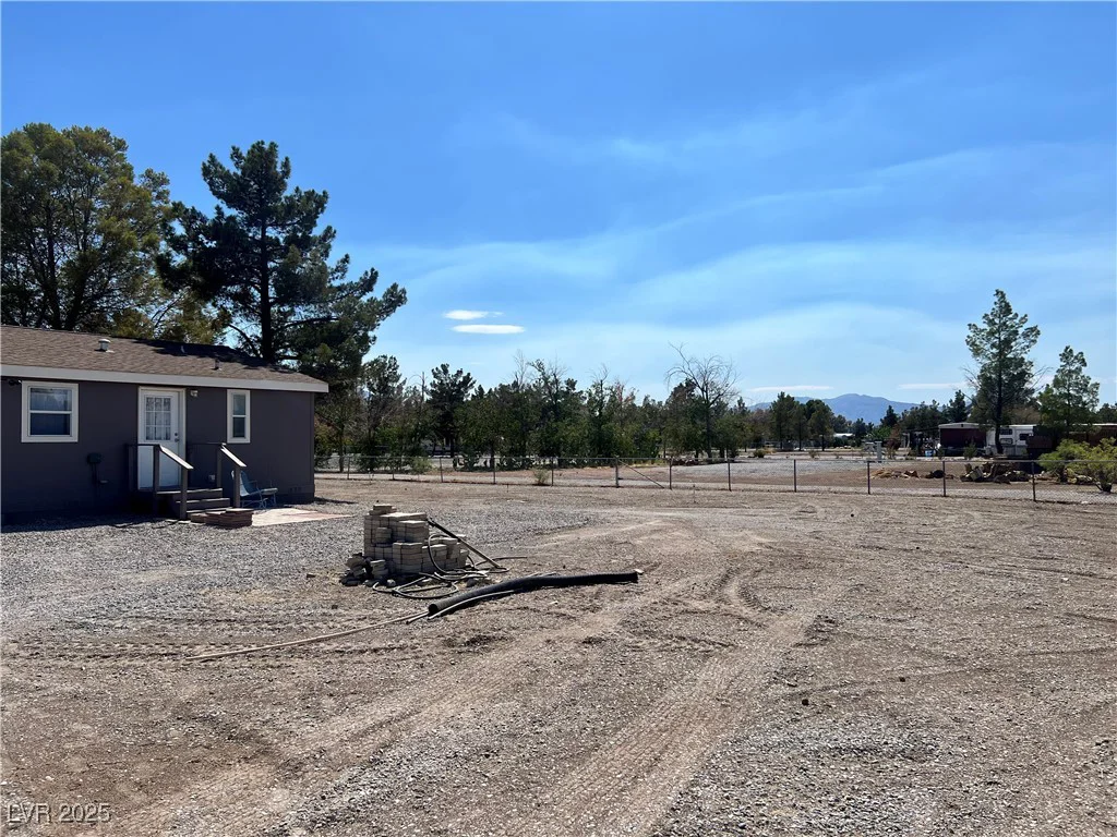 1270 Gold Dust, Pahrump, NV 89048