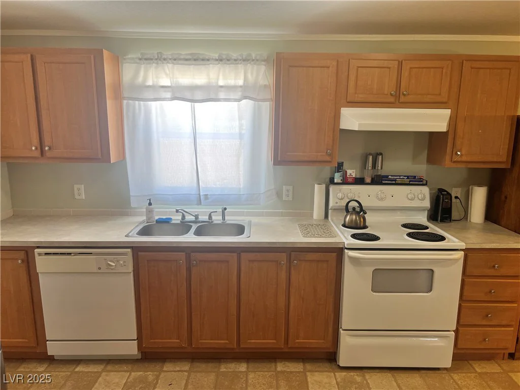 1270 Gold Dust, Pahrump, NV 89048