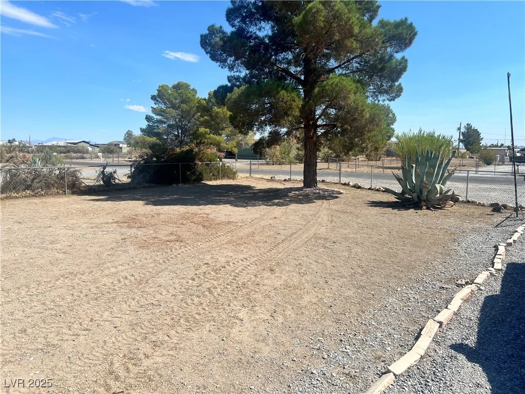 1270 Gold Dust, Pahrump, NV 89048