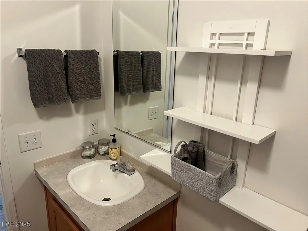 1270 Gold Dust, Pahrump, NV 89048