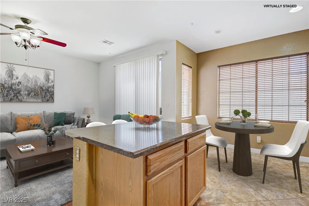 611 White Shark, North Las Vegas, NV 89084