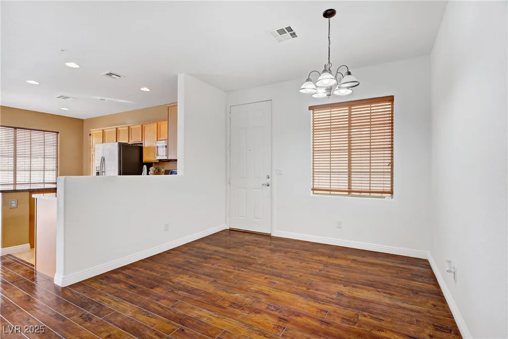 611 White Shark, North Las Vegas, NV 89084