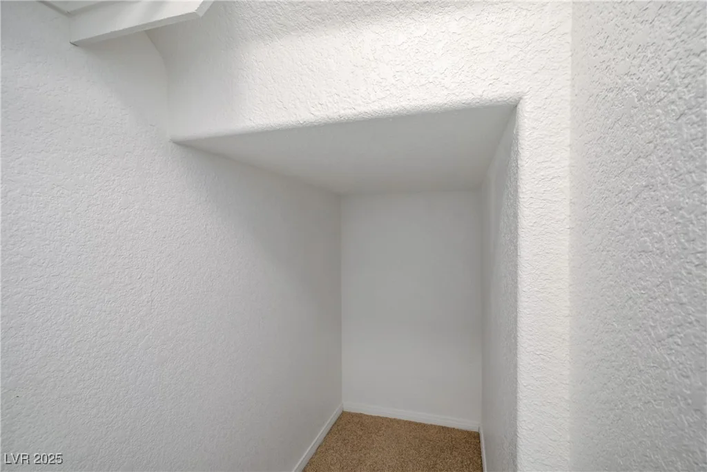 611 White Shark, North Las Vegas, NV 89084