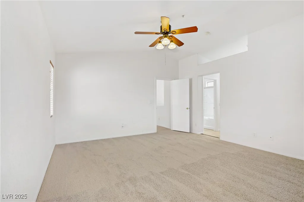 611 White Shark, North Las Vegas, NV 89084