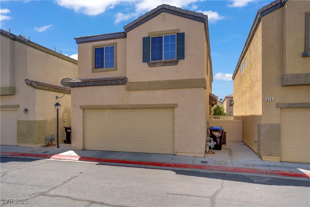611 White Shark, North Las Vegas, NV 89084