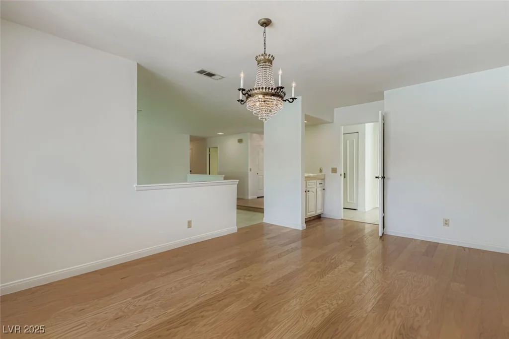 1543 Berendo, Las Vegas, NV 89123