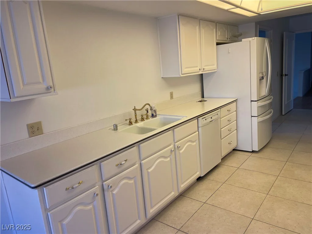 1543 Berendo, Las Vegas, NV 89123
