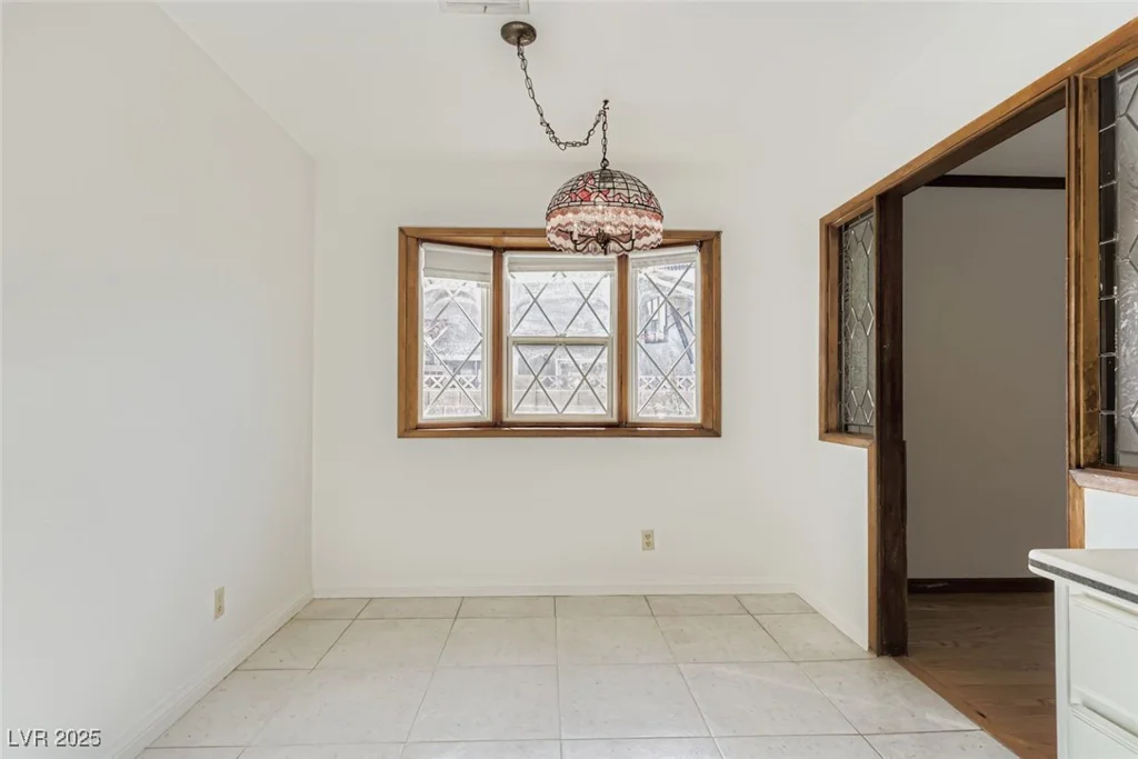 1543 Berendo, Las Vegas, NV 89123