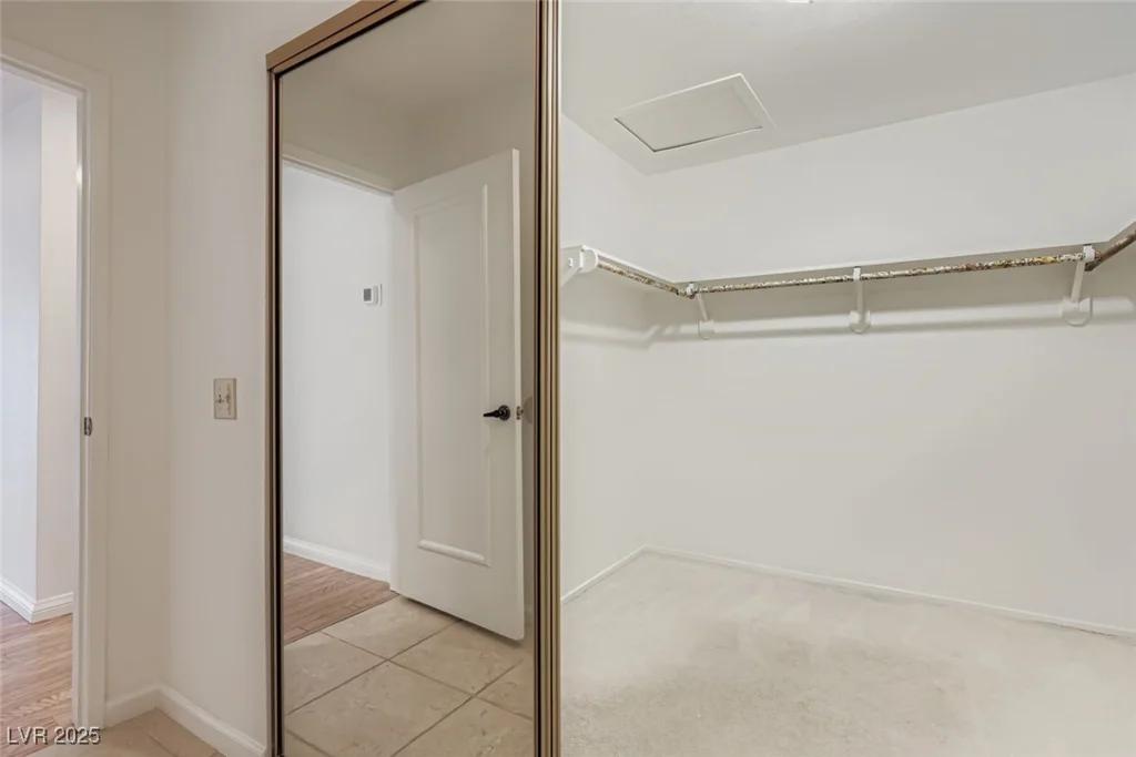 1543 Berendo, Las Vegas, NV 89123