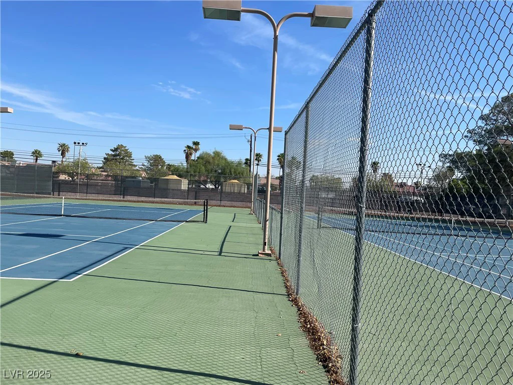 1543 Berendo, Las Vegas, NV 89123