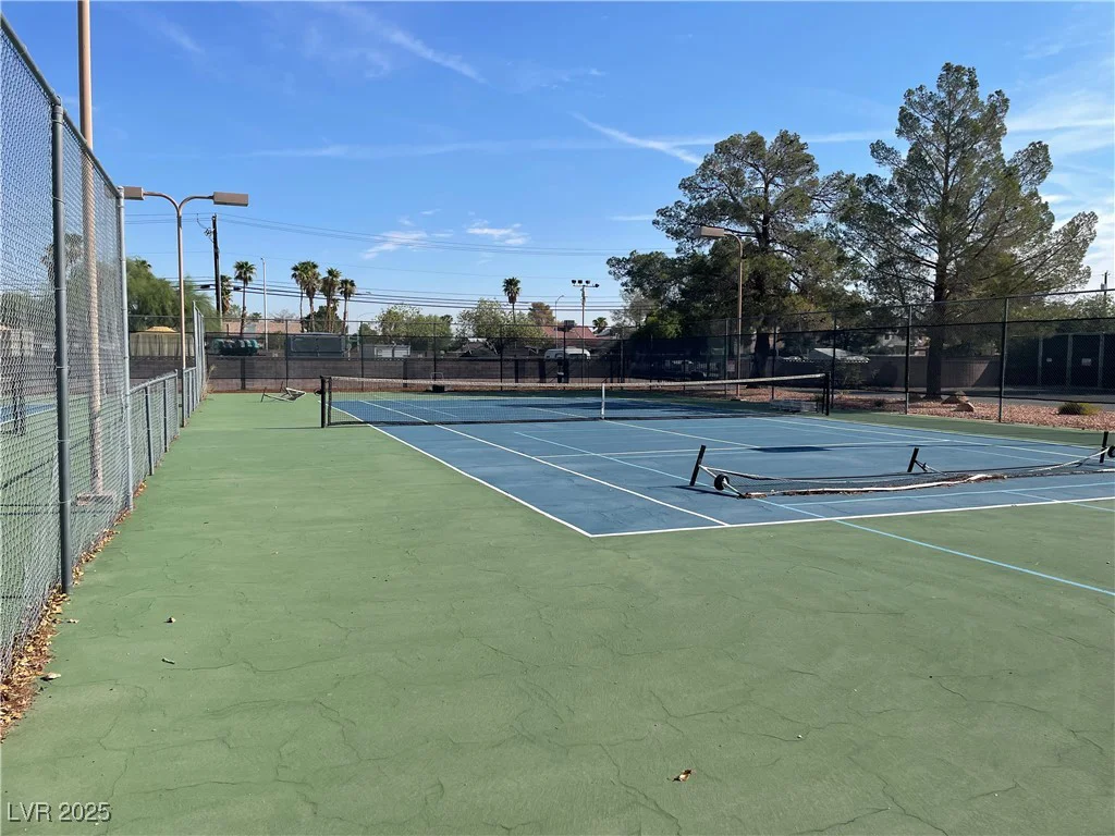 1543 Berendo, Las Vegas, NV 89123