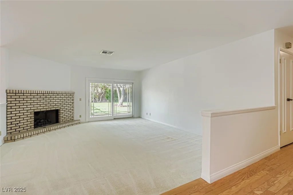 1543 Berendo, Las Vegas, NV 89123