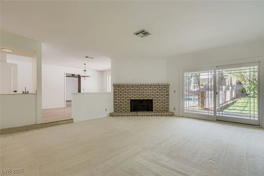 1543 Berendo, Las Vegas, NV 89123
