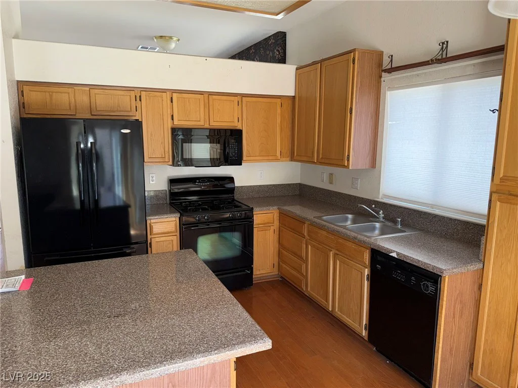 249 Prairie Rose, Henderson, NV 89015