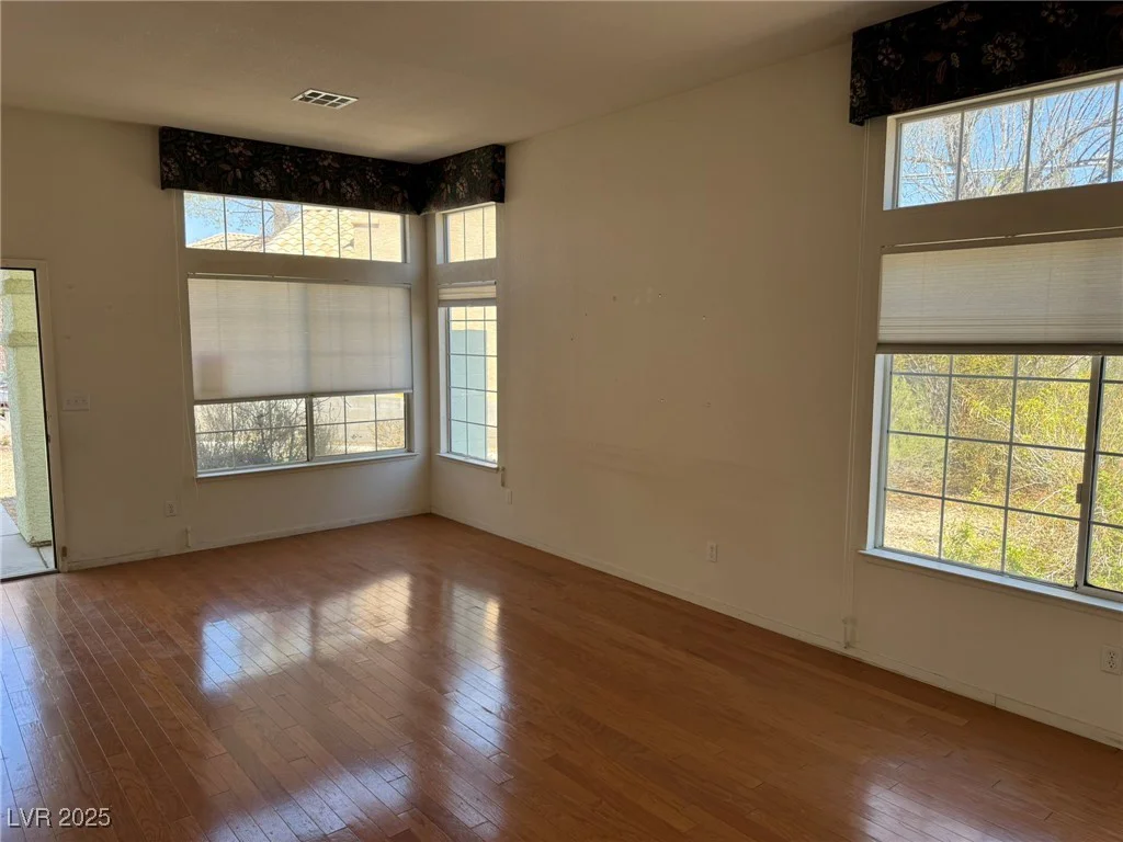 249 Prairie Rose, Henderson, NV 89015
