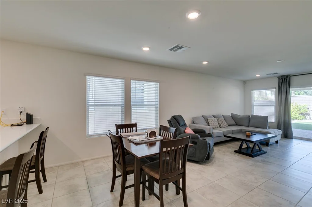 1723 Deep Valley, North Las Vegas, NV 89084