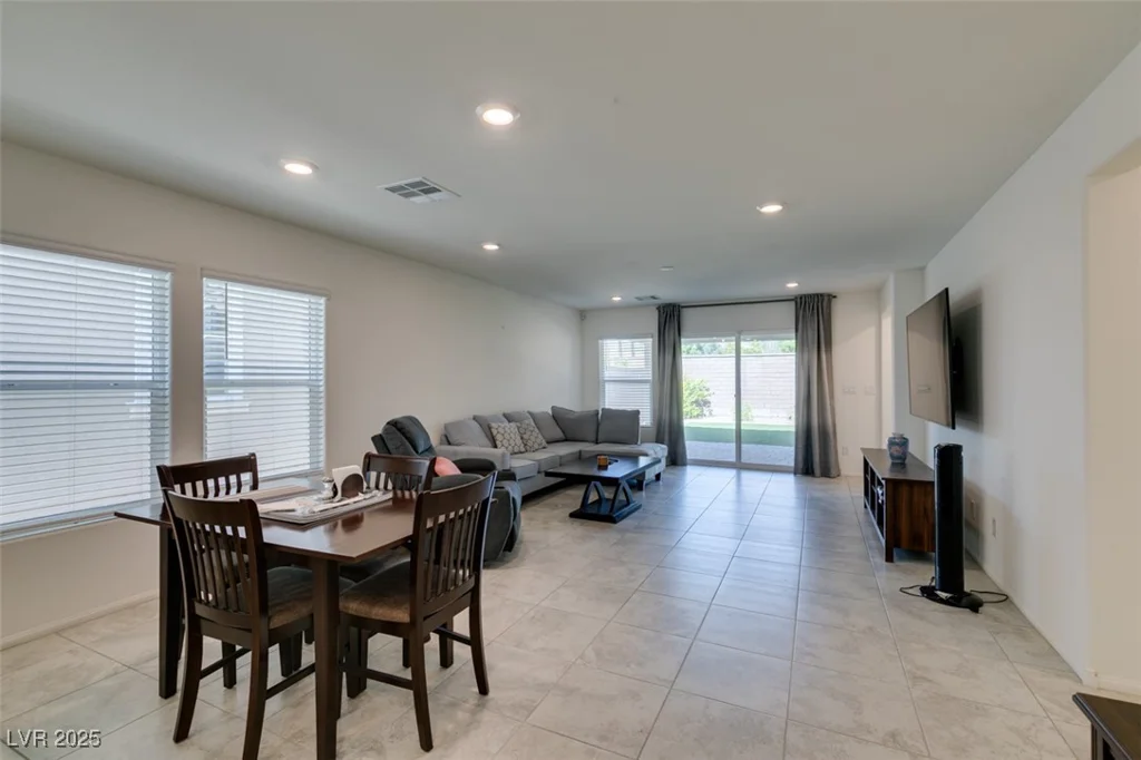 1723 Deep Valley, North Las Vegas, NV 89084