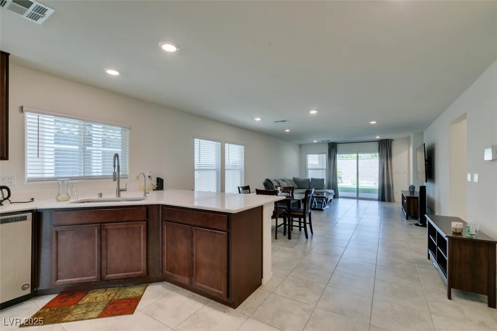 1723 Deep Valley, North Las Vegas, NV 89084