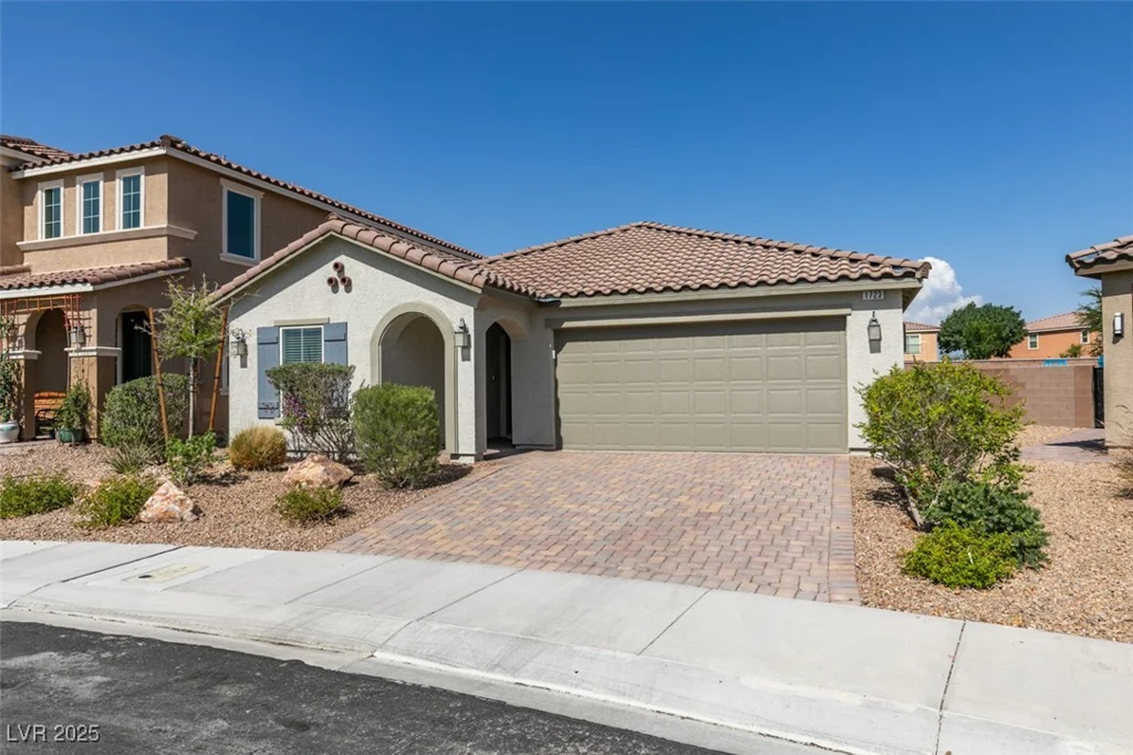 1723 Deep Valley, North Las Vegas, NV 89084