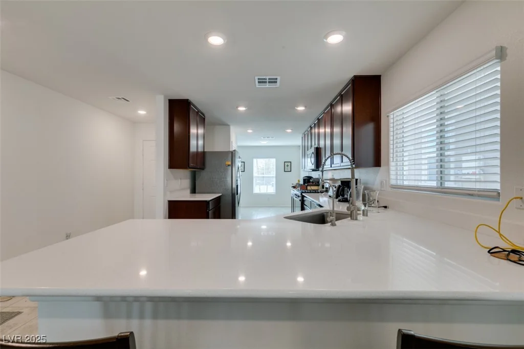 1723 Deep Valley, North Las Vegas, NV 89084