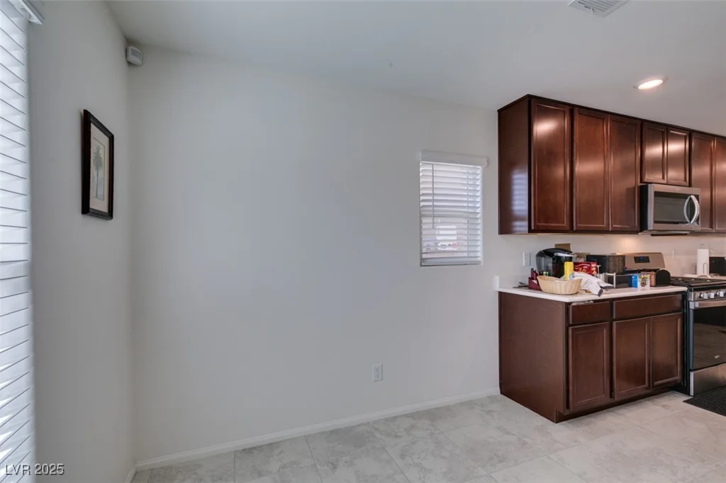 1723 Deep Valley, North Las Vegas, NV 89084