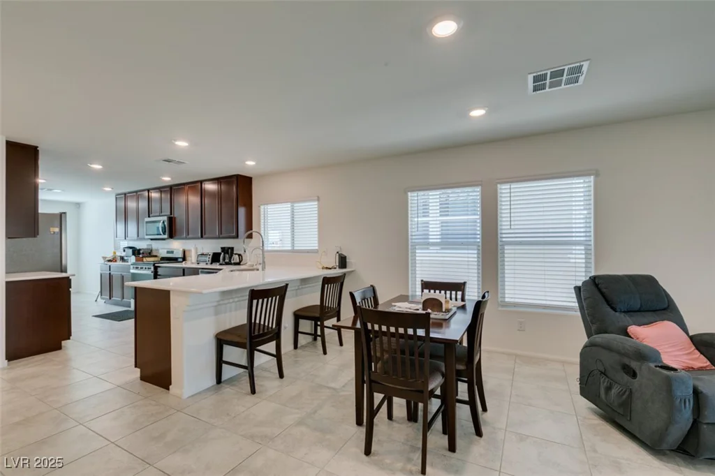 1723 Deep Valley, North Las Vegas, NV 89084
