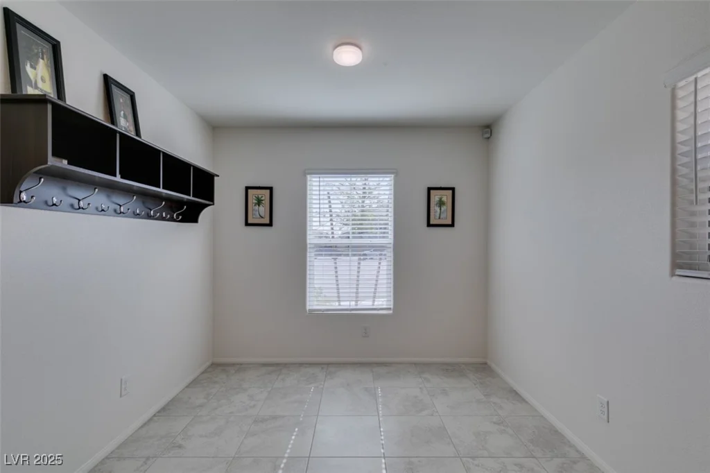 1723 Deep Valley, North Las Vegas, NV 89084