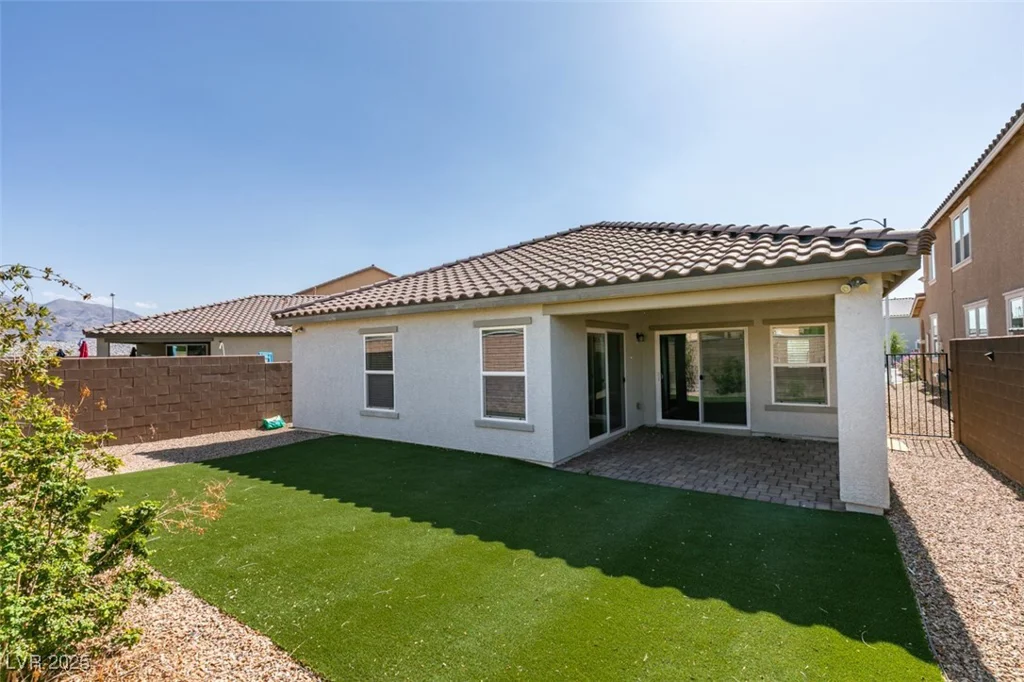 1723 Deep Valley, North Las Vegas, NV 89084