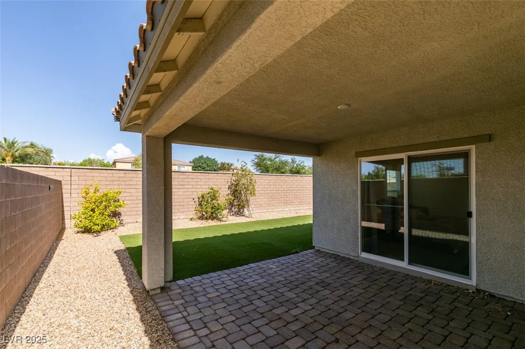 1723 Deep Valley, North Las Vegas, NV 89084