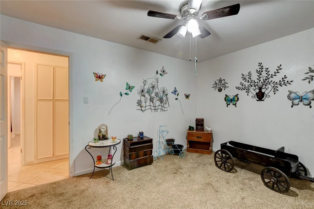 221 Thunder, Las Vegas, NV 89145