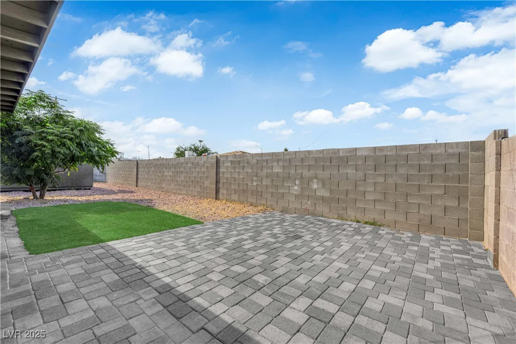 1724 Palora, Las Vegas, NV 89169