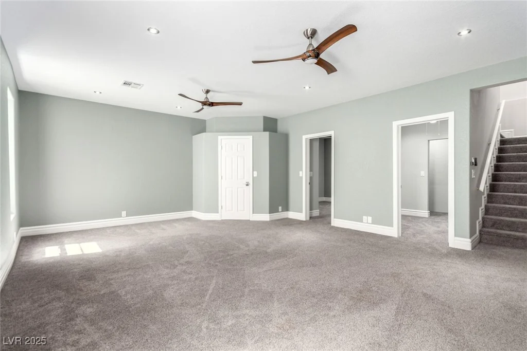 485 Robindale, Las Vegas, NV 89123