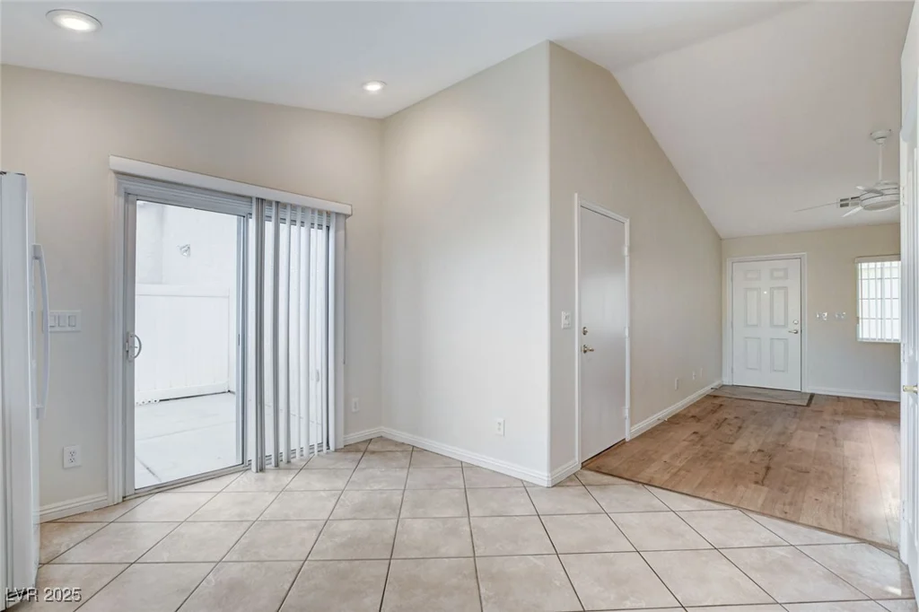 8624 Little Fox, Las Vegas, NV 89123