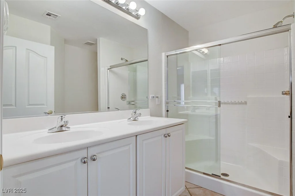 8624 Little Fox, Las Vegas, NV 89123