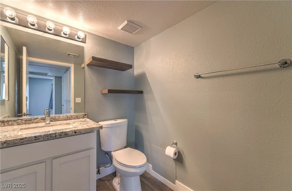 8070 Russell, Las Vegas, NV 89113