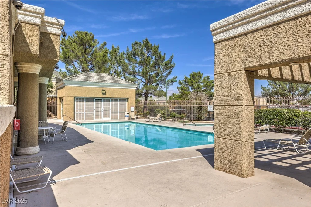 8070 Russell, Las Vegas, NV 89113