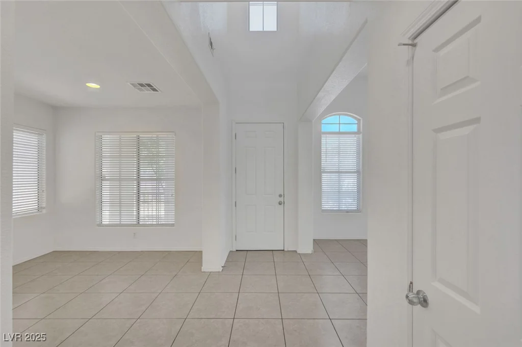 6797 Cardoness, Las Vegas, NV 89139