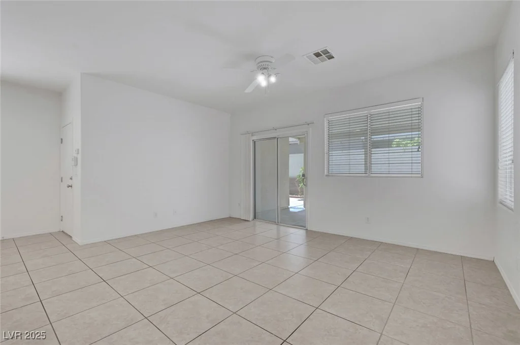 6797 Cardoness, Las Vegas, NV 89139
