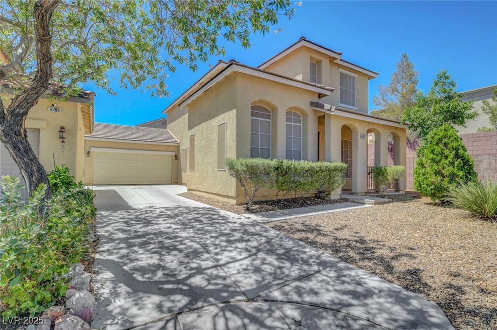 6797 Cardoness, Las Vegas, NV 89139