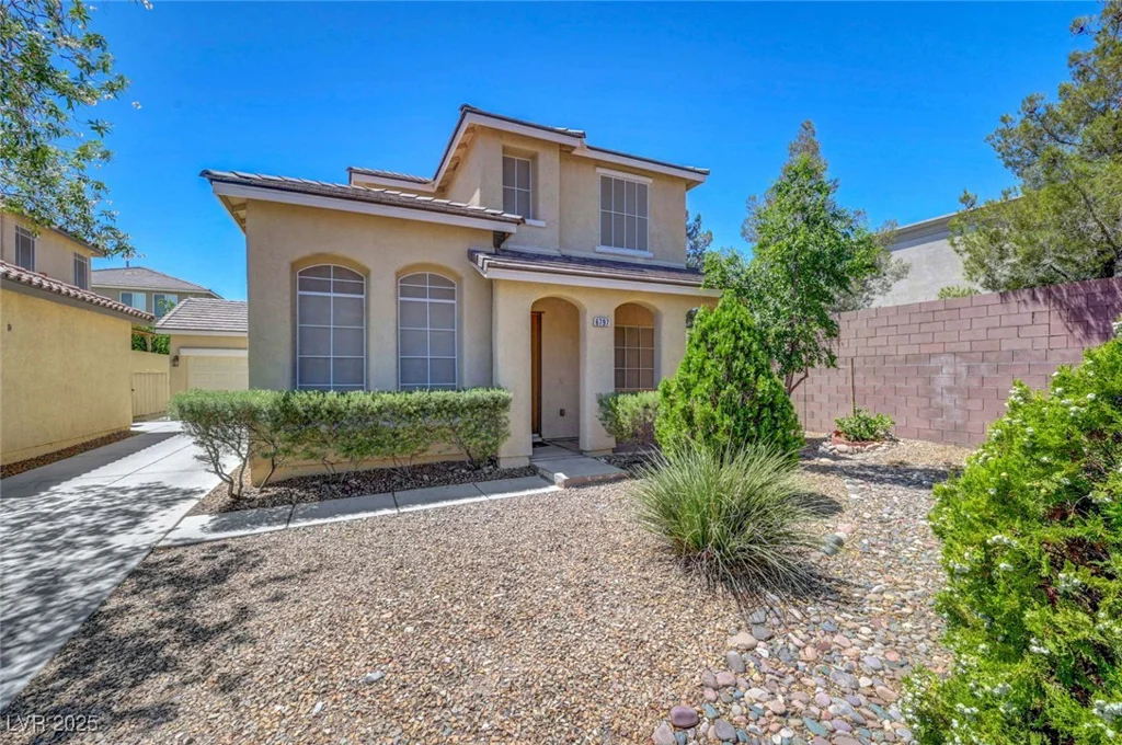 6797 Cardoness, Las Vegas, NV 89139