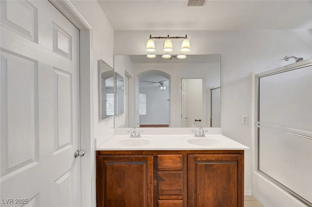 6797 Cardoness, Las Vegas, NV 89139