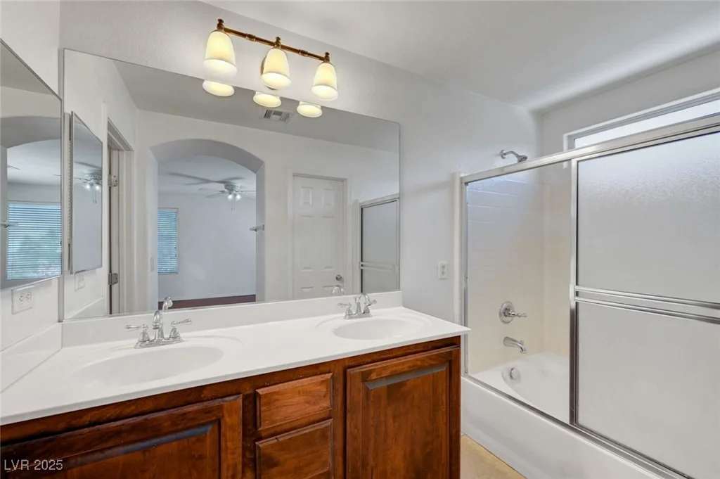 6797 Cardoness, Las Vegas, NV 89139