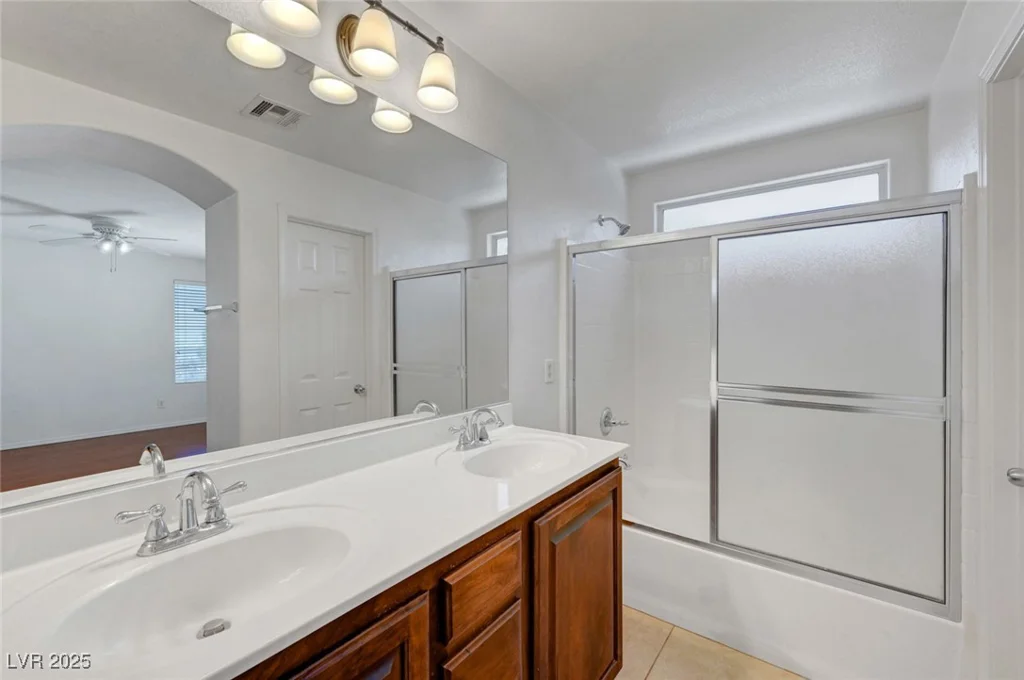 6797 Cardoness, Las Vegas, NV 89139