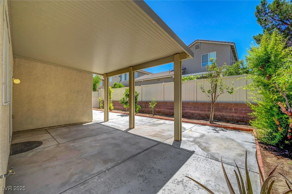 6797 Cardoness, Las Vegas, NV 89139