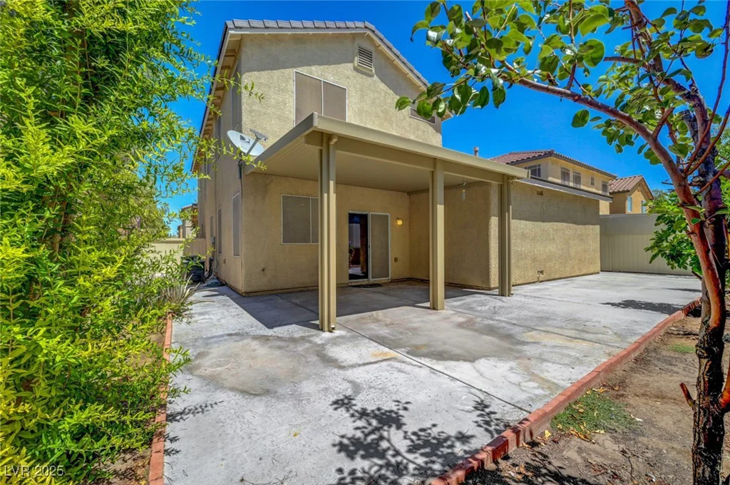 6797 Cardoness, Las Vegas, NV 89139
